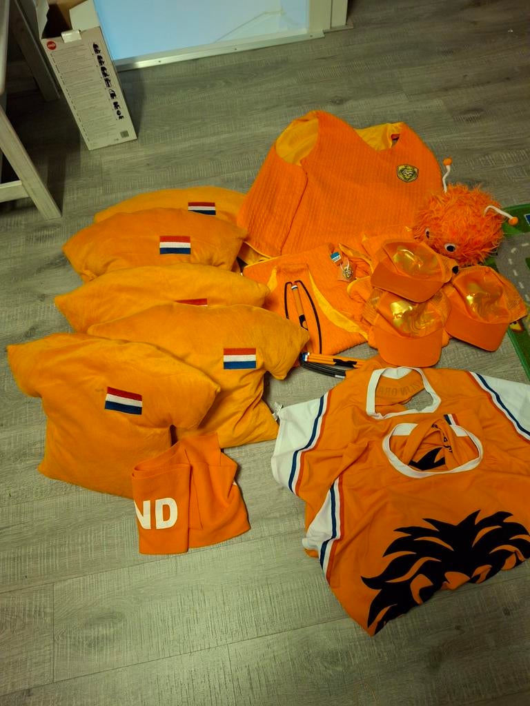Grote partij oranje spullen voor Koningsdag/EK/WK, Ophalen of Verzenden, Gedragen, Oranje of Koningsdag, Kleding