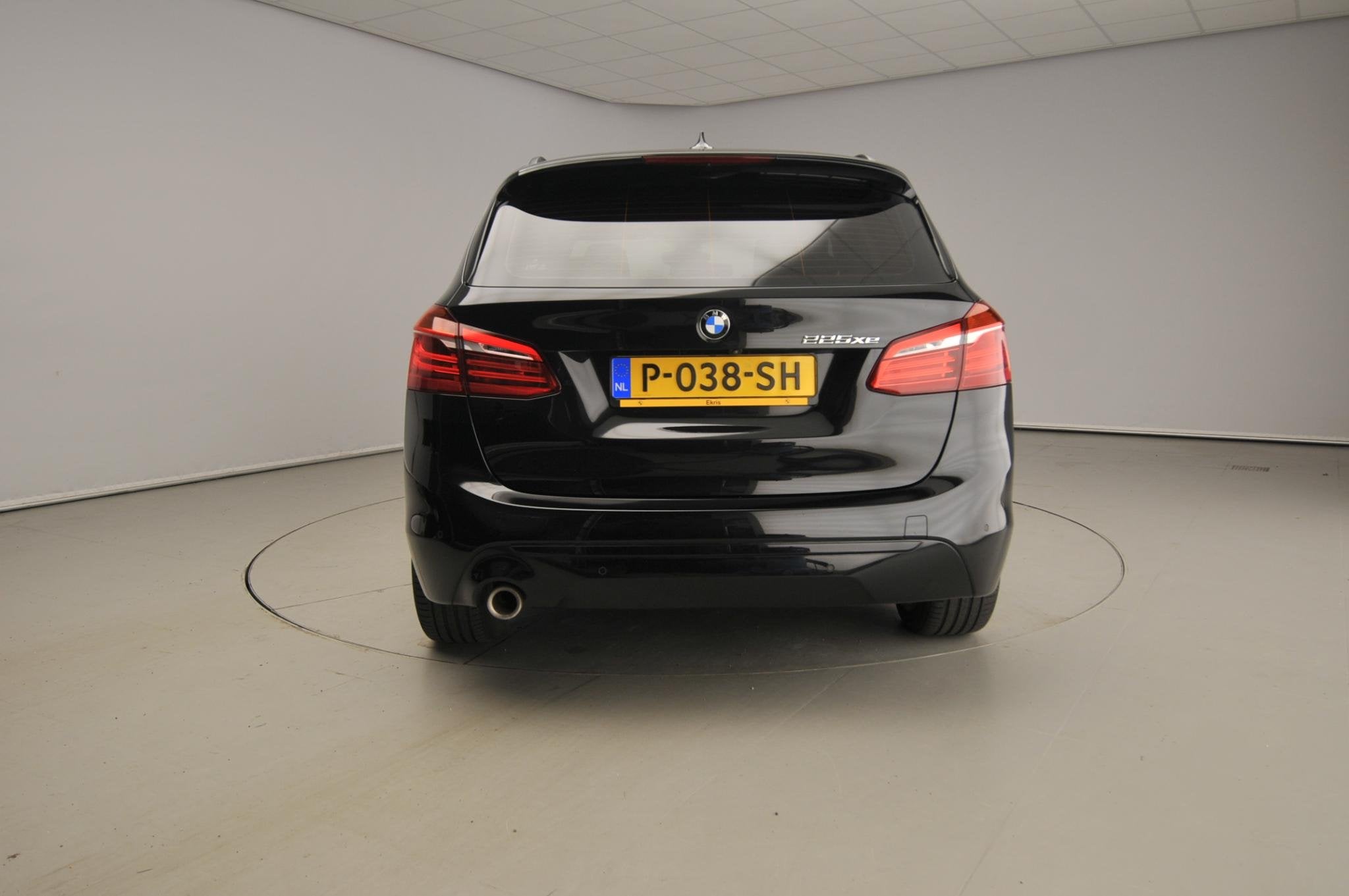 BMW 2 Serie Active Tourer 225xe | LED | Navigatie | Sportsto, Stof, Gebruikt, Zwart, Plug-in hybride