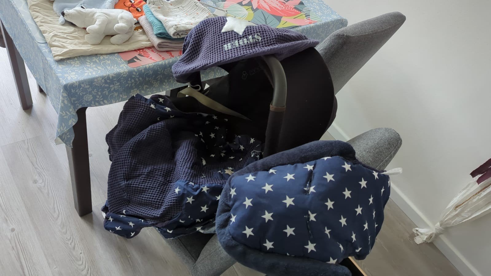 Maxi-Cosi hoes met stoere sterrenlook, Ophalen, 0 t/m 13 kg, Maxi-Cosi, Gebruikt