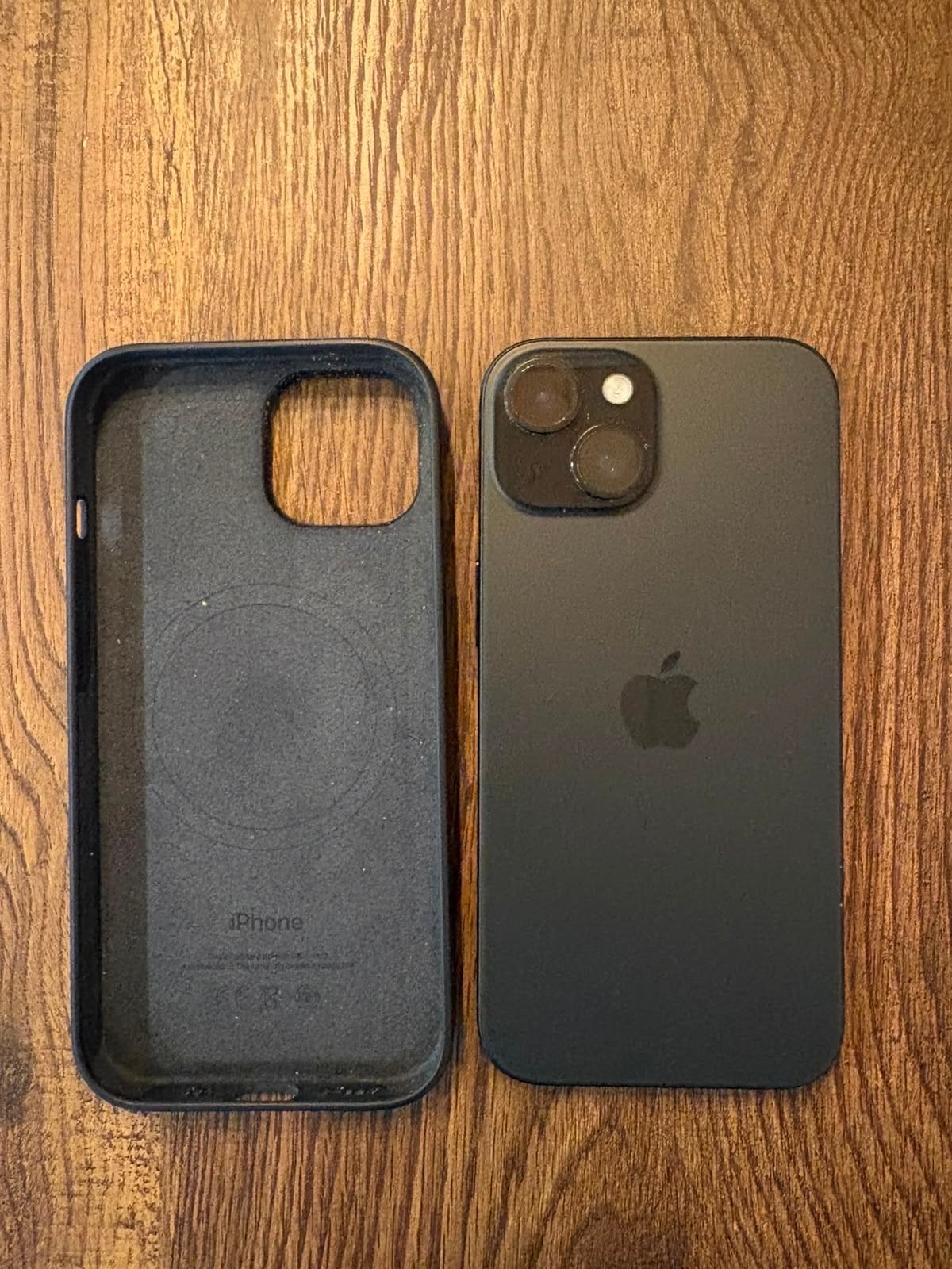 iPhone 15 128GB Zwart + toebehoren, Ophalen, 128 GB, Zwart, Zo goed als nieuw