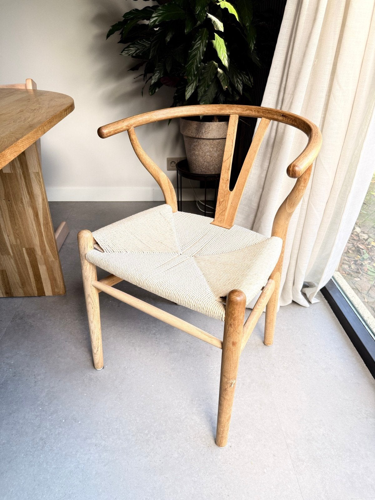 2 Loods 5 eetkamerstoelen, Ophalen, Twee, Bruin, Zo goed als nieuw