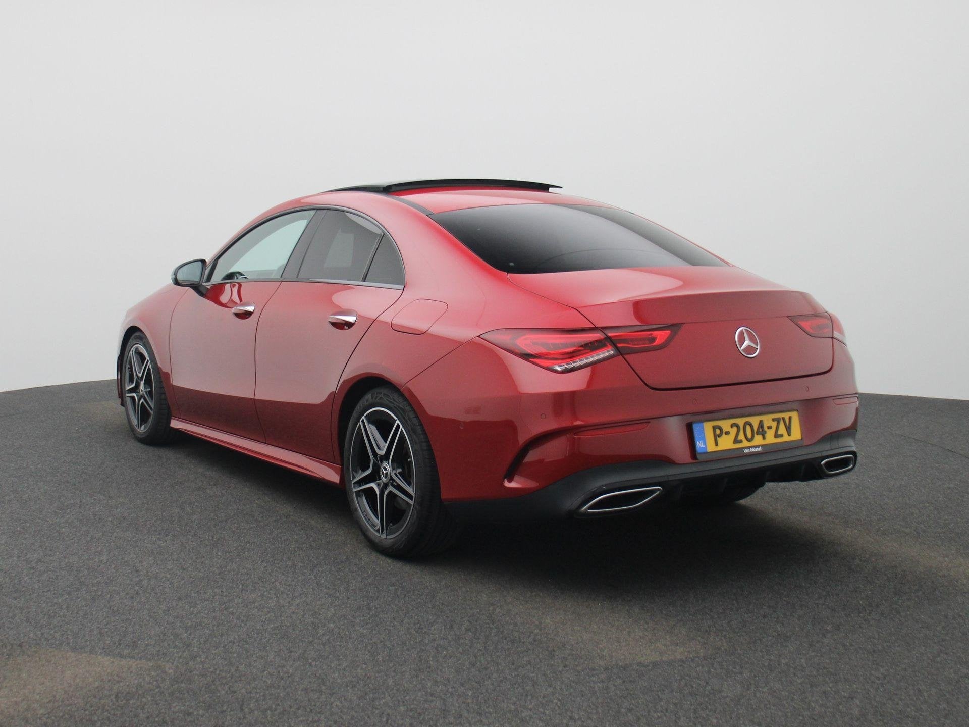Mercedes-Benz CLA-klasse 200 Business Solution AMG | PANORAM, Auto's, Gebruikt, Euro 6, 4 cilinders, Leder en Stof