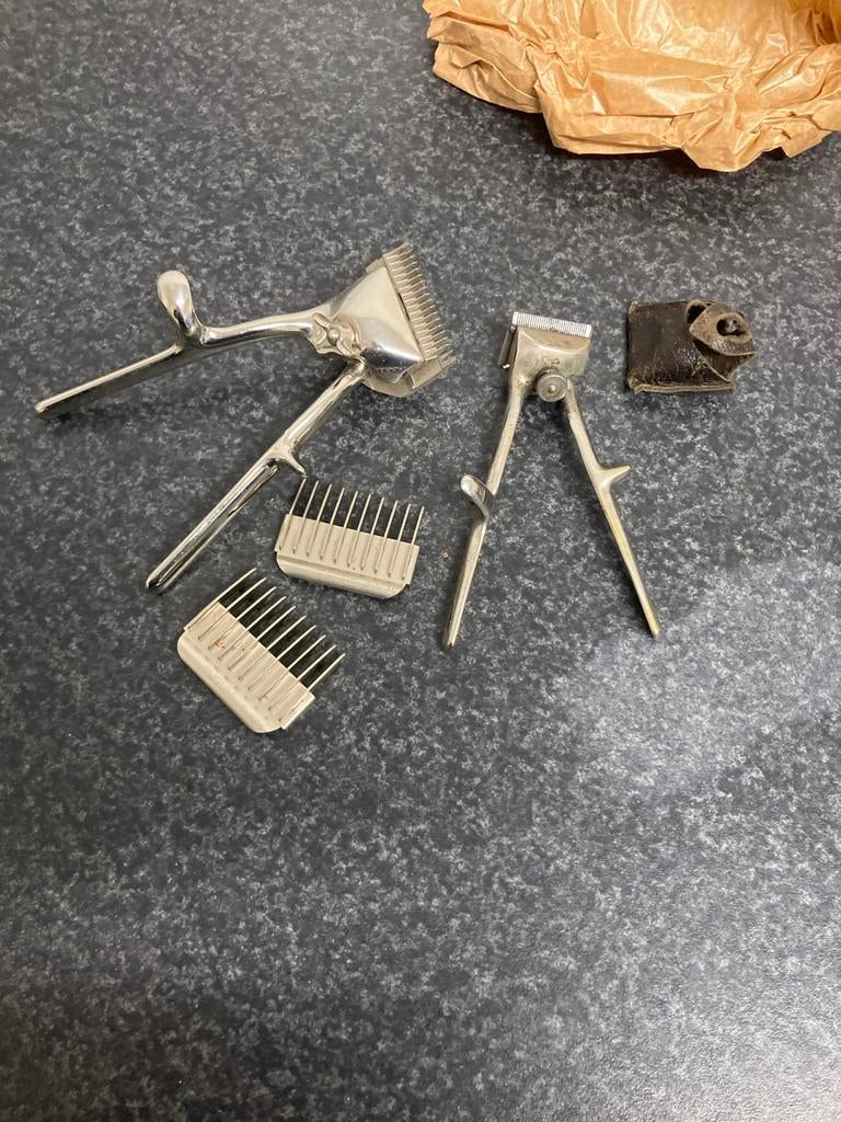 Oster Clippers: Grote in nieuwstaat, kleinere gebruikt, Ophalen of Verzenden