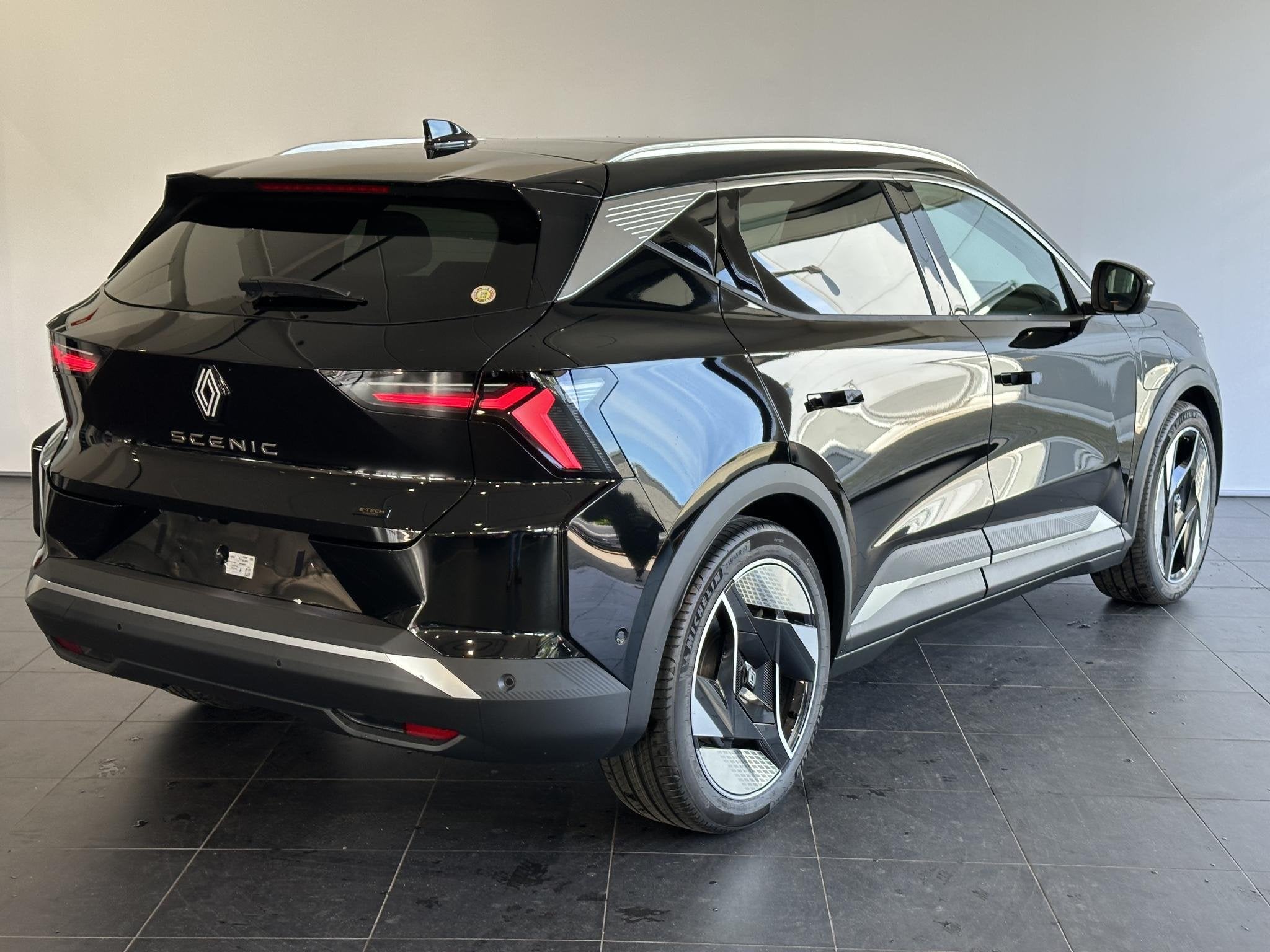 Renault Scenic E-Tech EV87 long range iconic | DEMO | PACK A, Auto's, Renault, Huisgarantie, Met garantie (alle), Zwart, 625 km