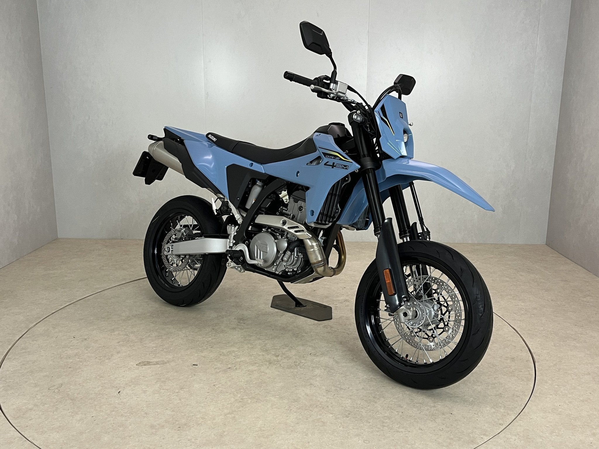 Suzuki DR-Z4SM (bj 2026), Motoren, Lange Dreef 12
4131NH  Vianen, NL, Suzuki, Nieuw, Bedrijf