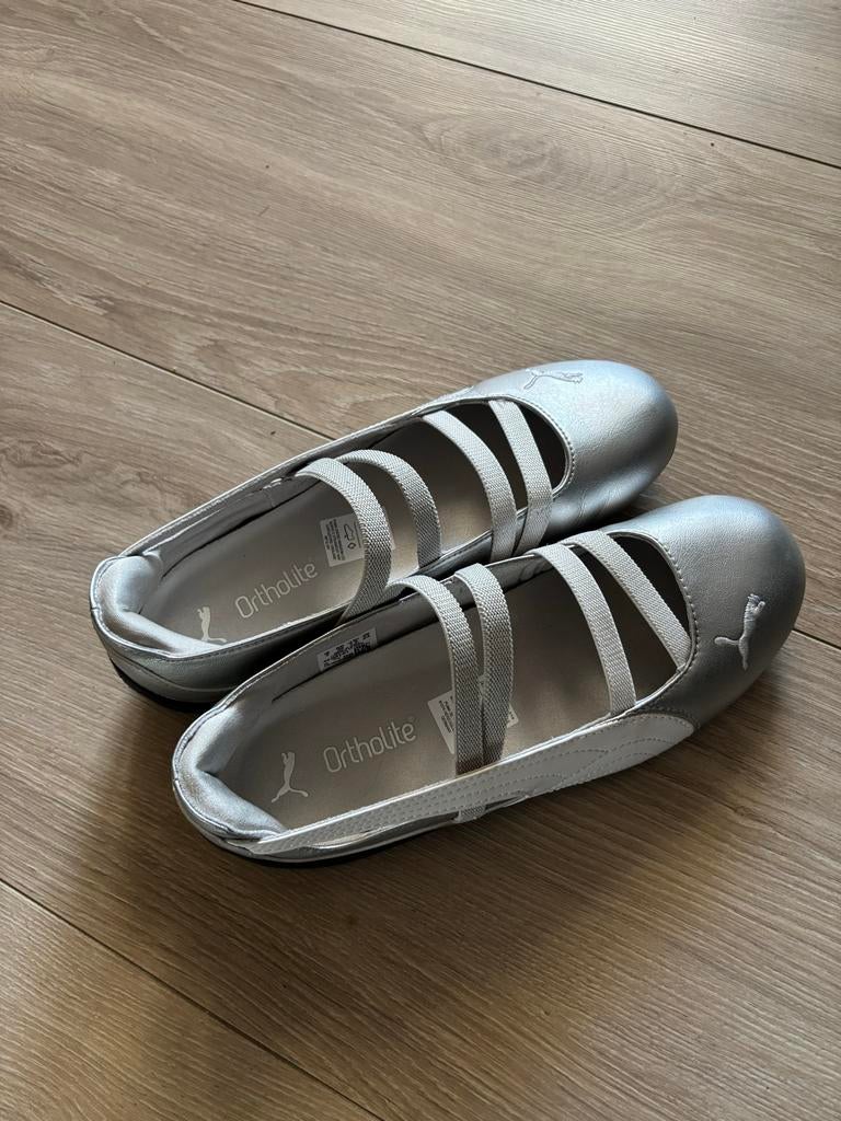 Puma Ballerina's Zilver - Maat 38, Ophalen of Verzenden, Zo goed als nieuw, Overige kleuren, Ballerina's