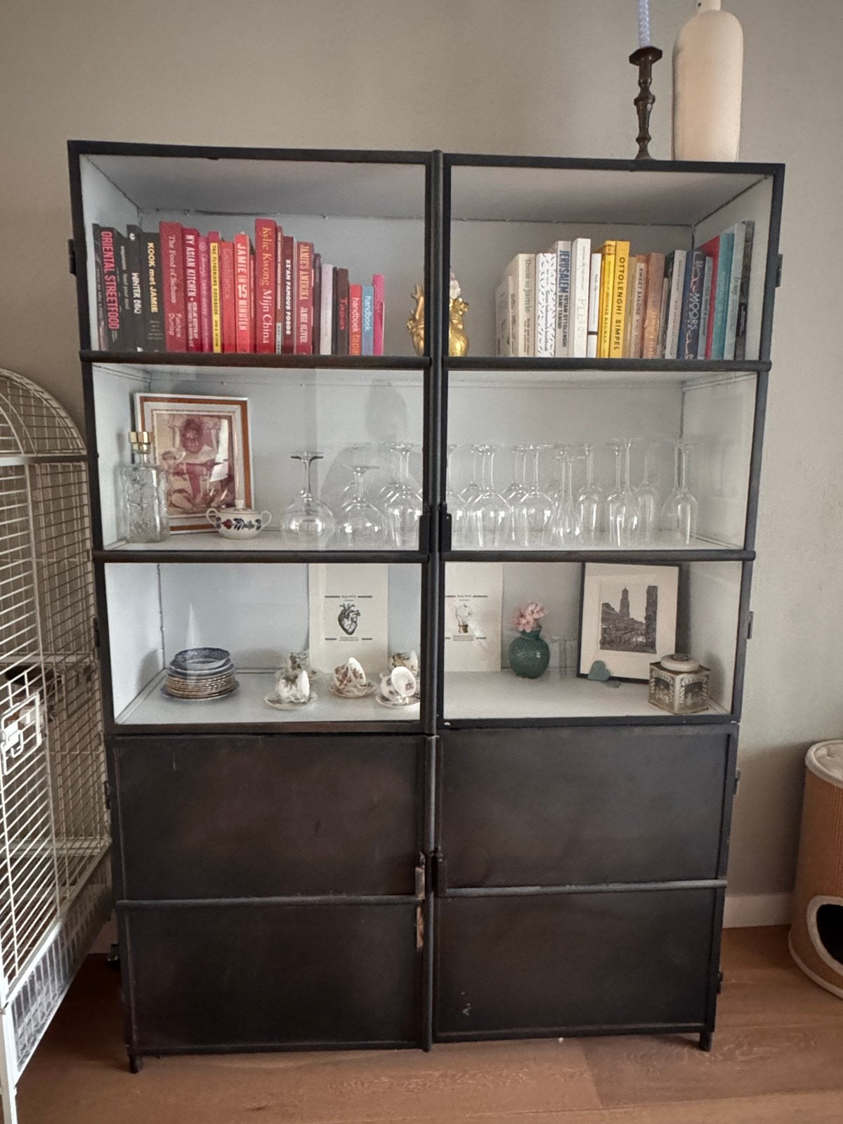 Mooie metalen kast - Zo goed als nieuw, Ophalen, Zo goed als nieuw, Metaal, Met deur(en)