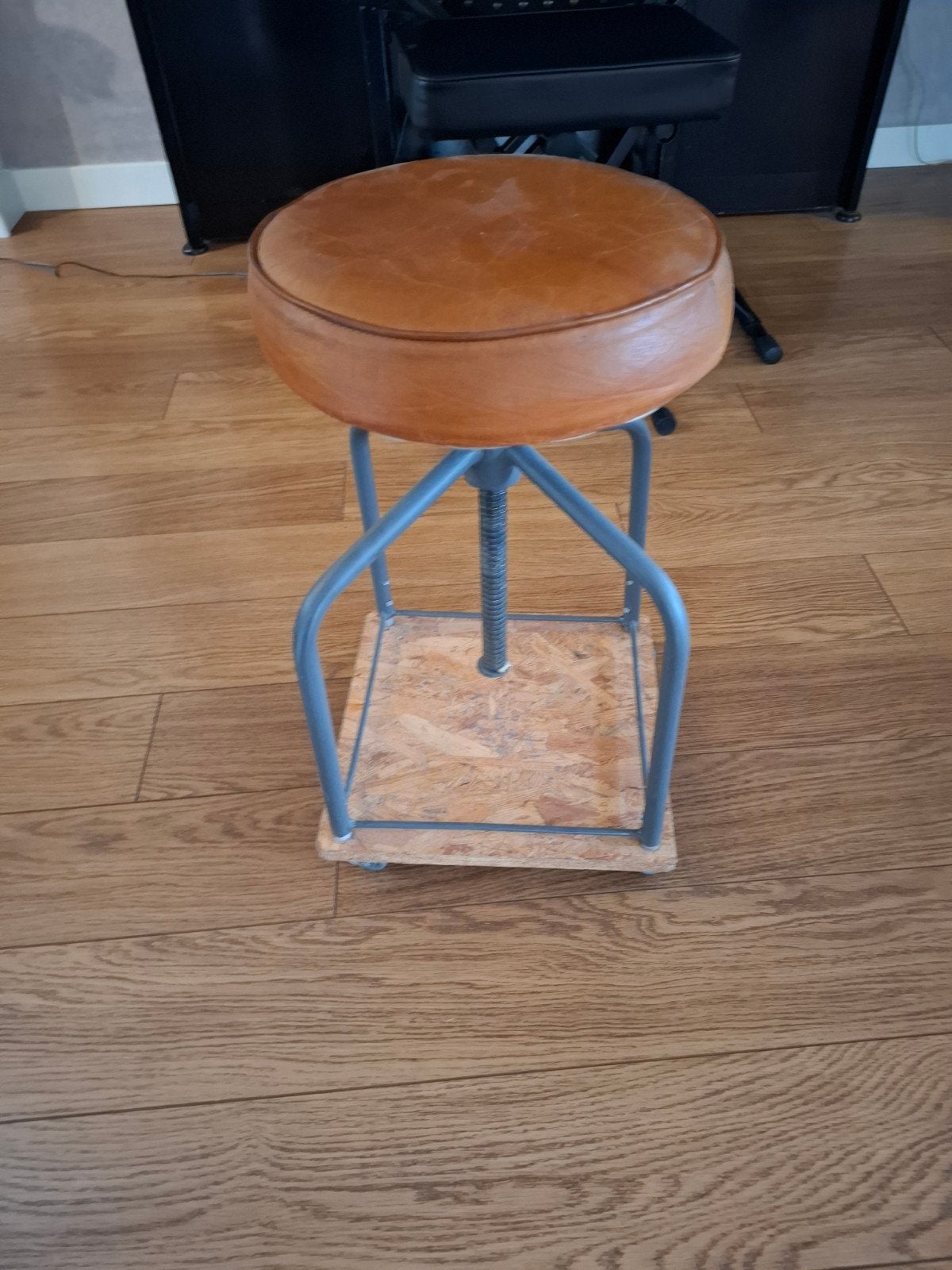 krukje, Ophalen, In hoogte verstelbaar, Hout