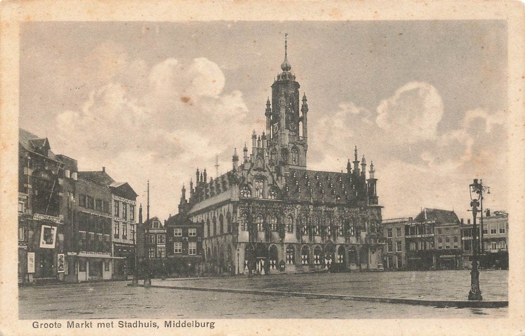 Middelburg, Groote Markt met Stadhuis, Ophalen of Verzenden, 1920 tot 1940, Gelopen, Zeeland