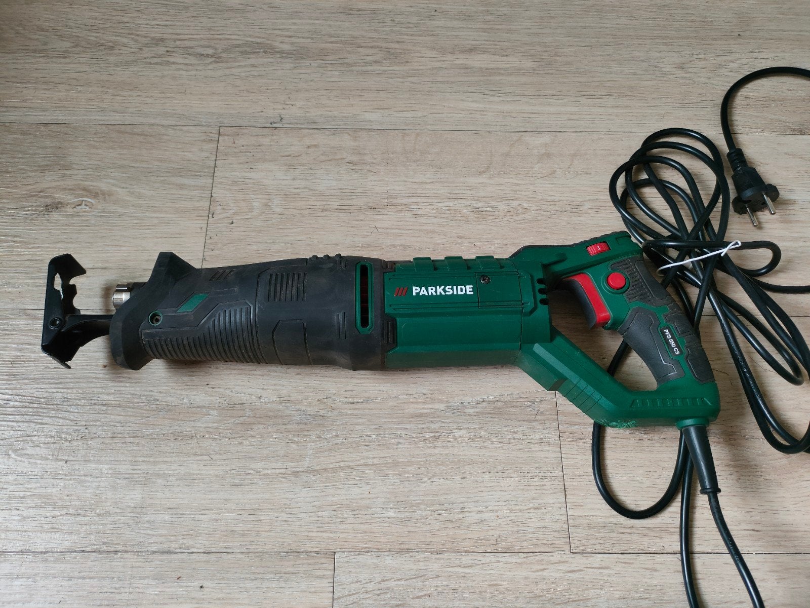 Parkside Reciprozaag PFS 850 C3 - 850W, Gebruikt, 70 mm of meer, 600 tot 1200 watt, Ophalen of Verzenden
