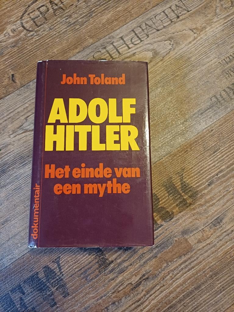 Adolf hitler boek, Boeken, John Toland, Zo goed als nieuw, Algemeen, Ophalen