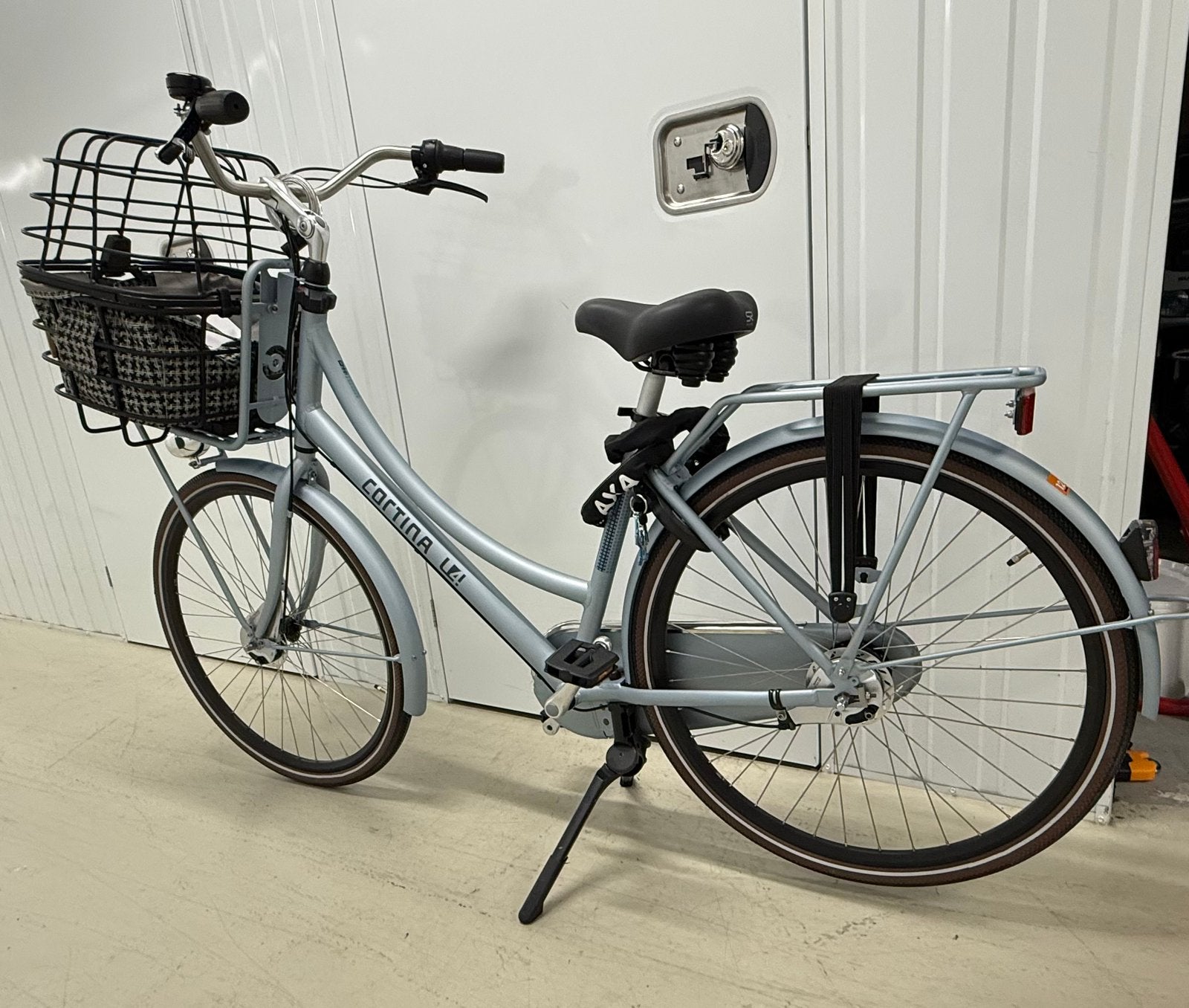 Cortina U4 RB7 Solid lichtgrijs D50 2025, 47 tot 50 cm, Versnellingen, Zo goed als nieuw, Trommelrem