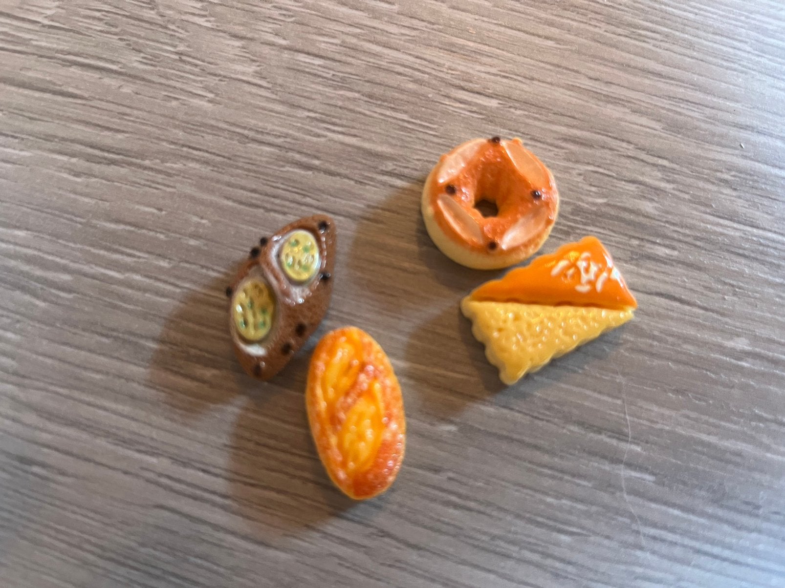4 luxe broodjes incl verzenden, Verzamelen, Poppenhuizen en Toebehoren, Ophalen, Nieuw, Poppenhuis