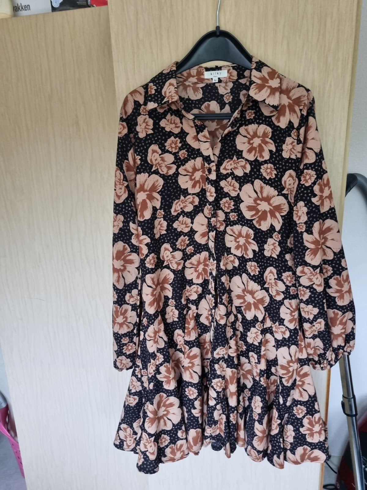 Mooi nieuw blauw gebloemd jurkje maat 38 m kiky paris, Kleding | Dames, Maat 38/40 (M), Blauw, Nieuw, Ophalen of Verzenden