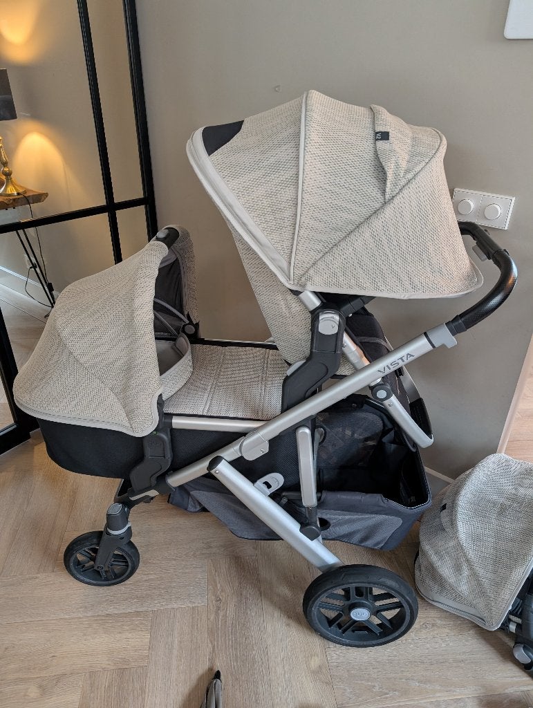Prachtige Vista V2 Kinderwagen. Mega compleet!, Zo goed als nieuw, Combiwagen, Verstelbare duwstang, Ophalen