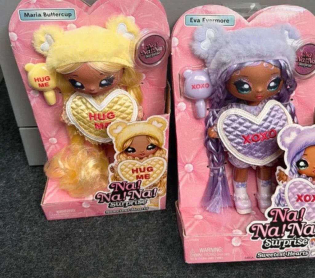 NaNaNa Surprise sweethearts + 3 poppen, Ophalen of Verzenden, Zo goed als nieuw