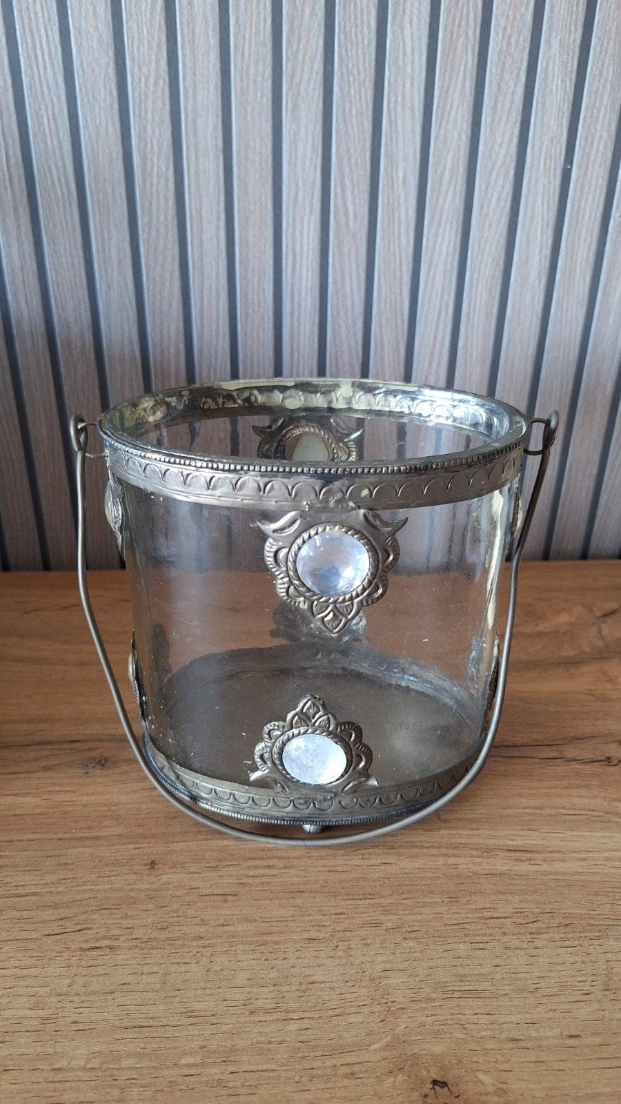 Oude ovale windlicht glas met metaal 
Met gro, Ophalen of Verzenden