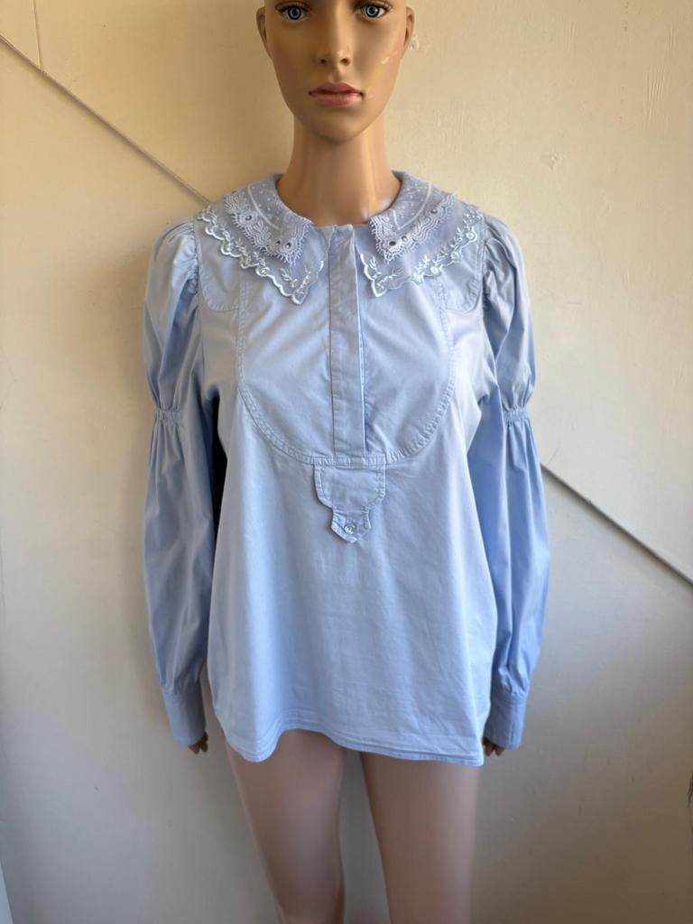 MUNTHE blouse lichtblauw maat 40 kant kraag, Ophalen of Verzenden, Zo goed als nieuw, Maat 38/40 (M), Blauw