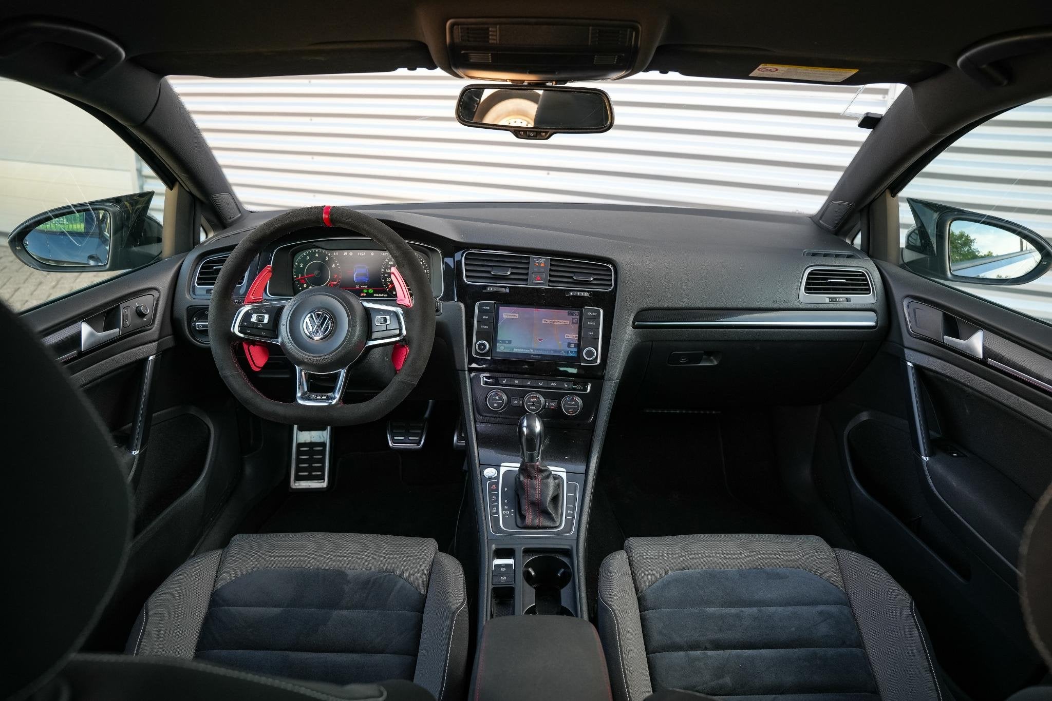 Volkswagen Golf 2.0 TSI GTI Virtueel cockpit Adapt. cruise C, Auto's, Gebruikt, Euro 6, 4 cilinders, 1984 cc