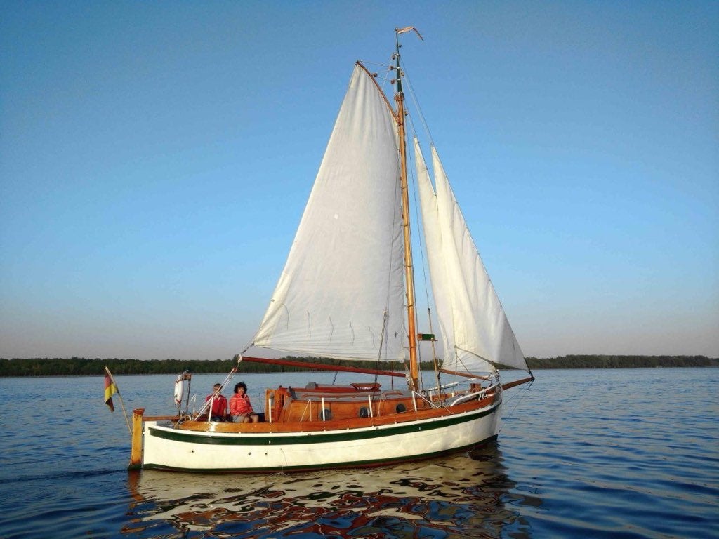 Boot zeilsloep 9.00, Watersport en Boten, 9 m, 1.00 - 1.50 meter, Diesel, Afdekzeil
