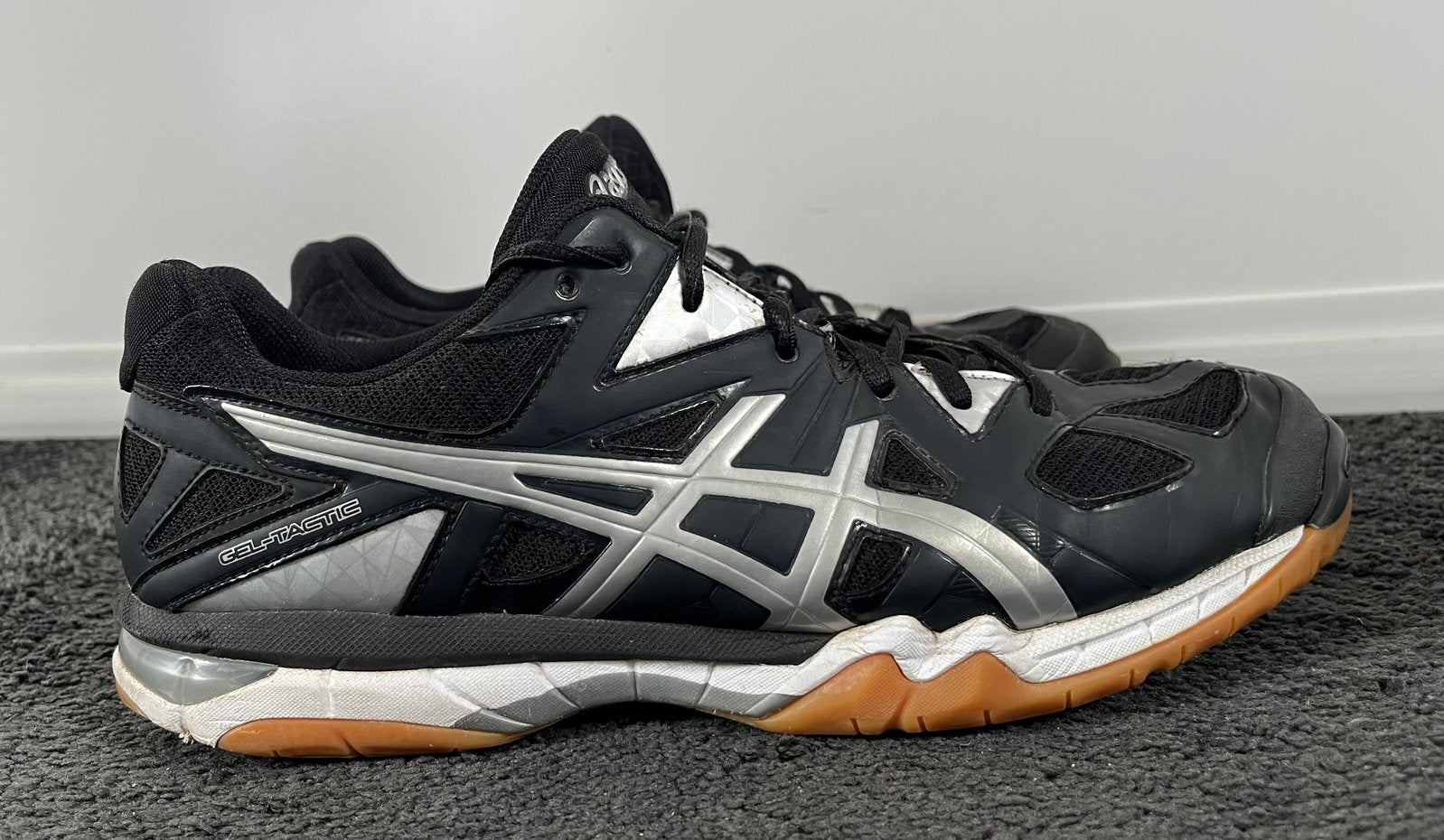 Asics Gel-Tactic sportschoenen maat 45 (Z.G.A.N.), Ophalen of Verzenden, Zo goed als nieuw, Hardloopschoenen, Asics