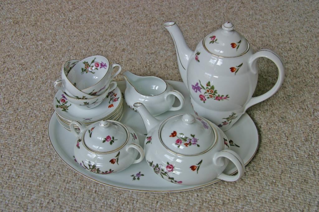 servies, bloemmotief, 1930-1950, incl. bijpassend dienblad, Antiek en Kunst, Antiek | Servies compleet, Ophalen