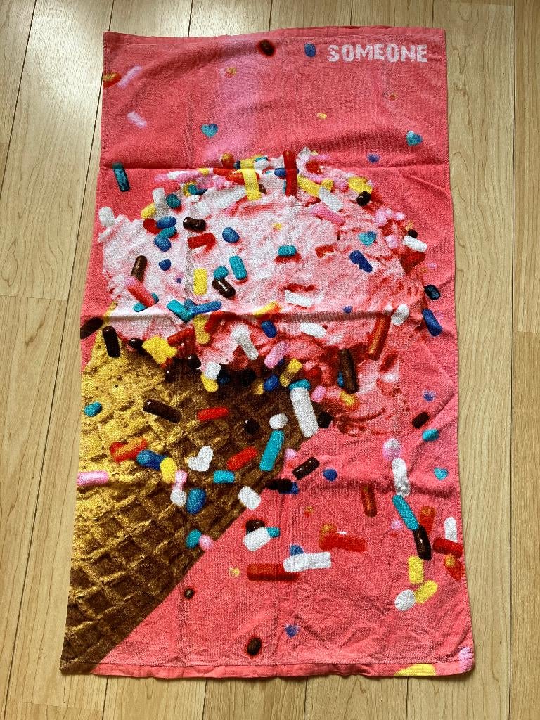 Badhanddoek Someone ijsje 150x70, Jongen of Meisje, One size, Ophalen of Verzenden, Zo goed als nieuw