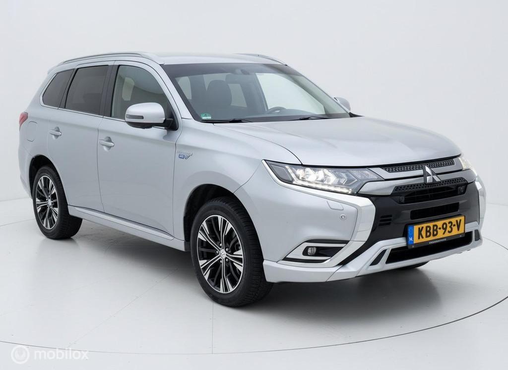 Mitsubishi Outlander 2.4 PHEV Instyle 360CAMERA|KEYLESS|LEDE, 4 cilinders, 1865 kg, Leder, Bedrijf