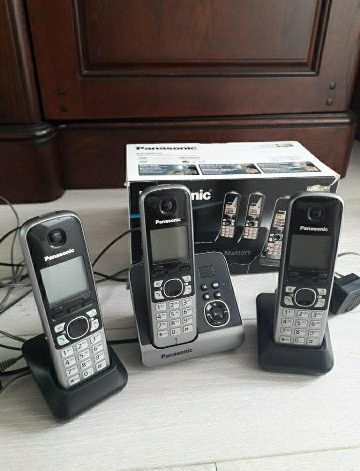 Panasonic KX-TG6723 DECT telefoon met 3 handsets, Ophalen of Verzenden, 3 handsets