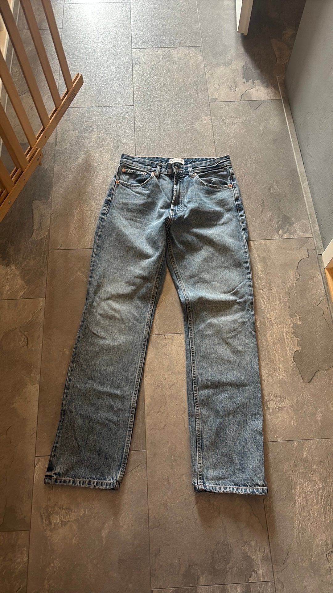 Spijkerbroek Zara, Ophalen of Verzenden, Zo goed als nieuw, Blauw, W30 - W32 (confectie 38/40)