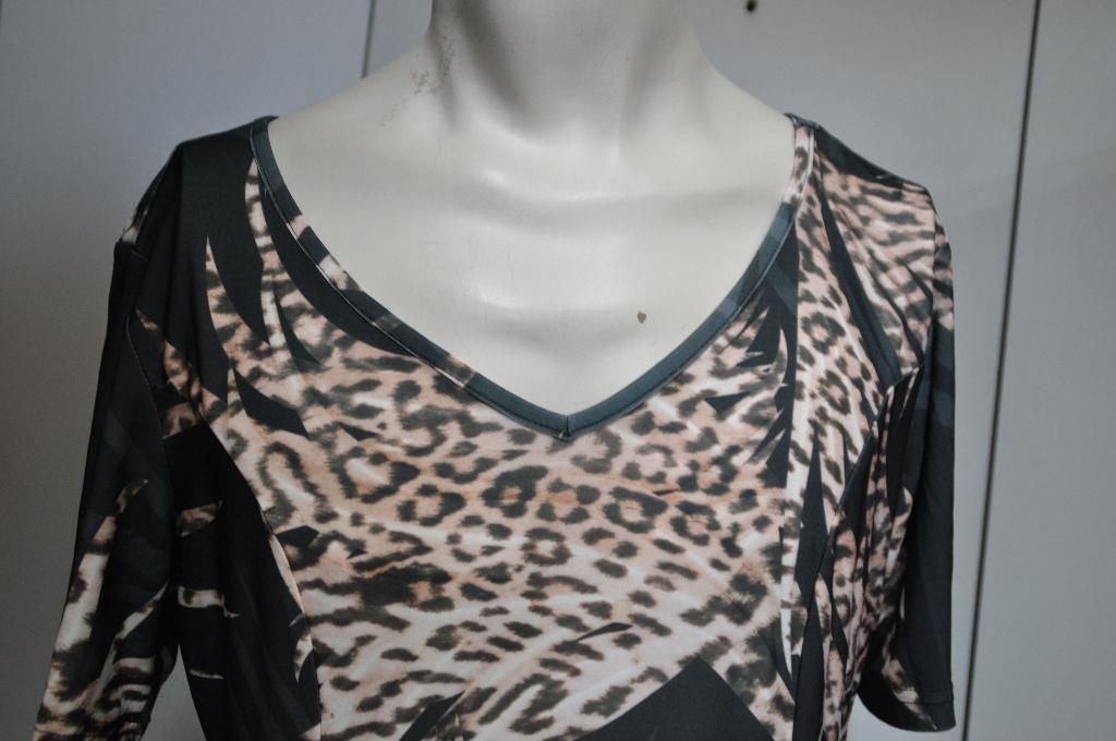 MZ65 Zomerse Jurk met Luipaard- en Bladprint XXL, Kleding | Dames, Grote Maten, Overige kleuren, Angelle Milan, Jurk, Ophalen of Verzenden