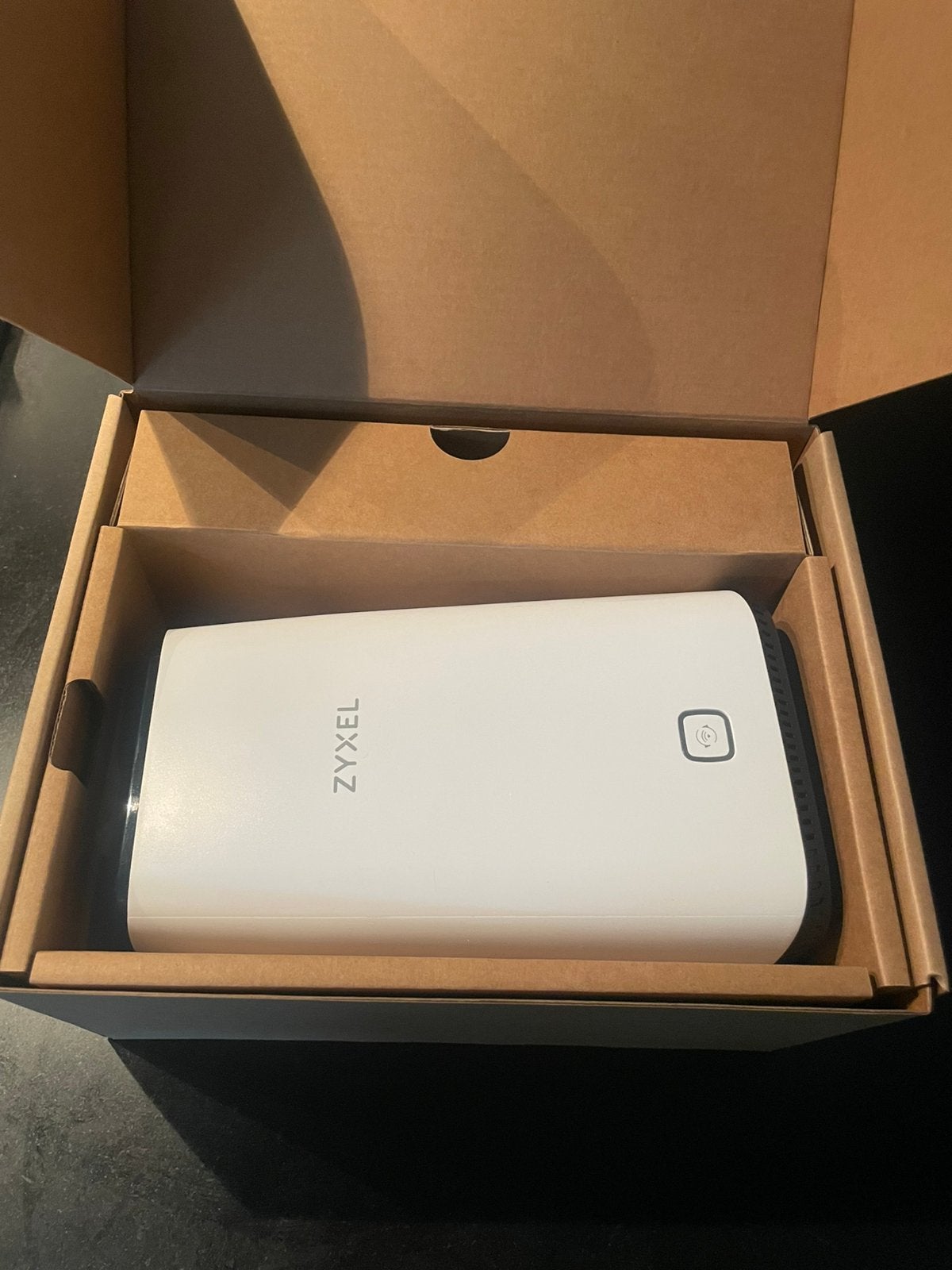 Zyxel indoor router plug and play 5G wifi 6 nieuw, van 279, Ophalen of Verzenden, Nieuw