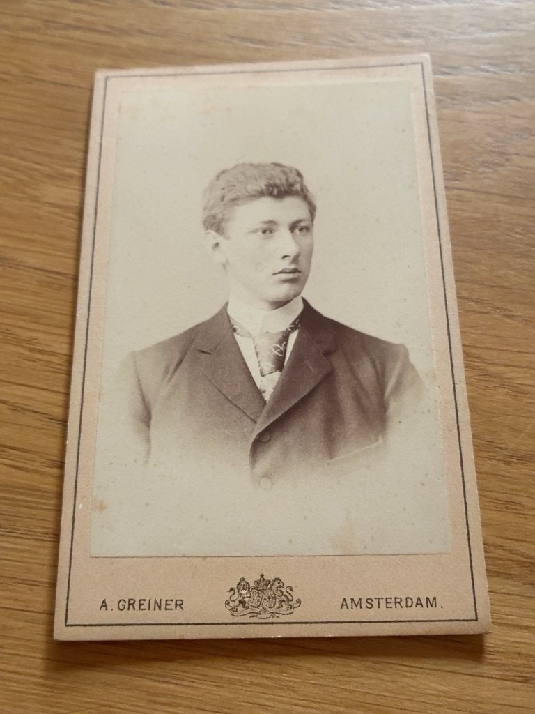 Antieke CDV foto Albert Greiner hofphotograaf A’dam ca. 1885, Gebruikt, Verzenden, Foto, Voor 1940