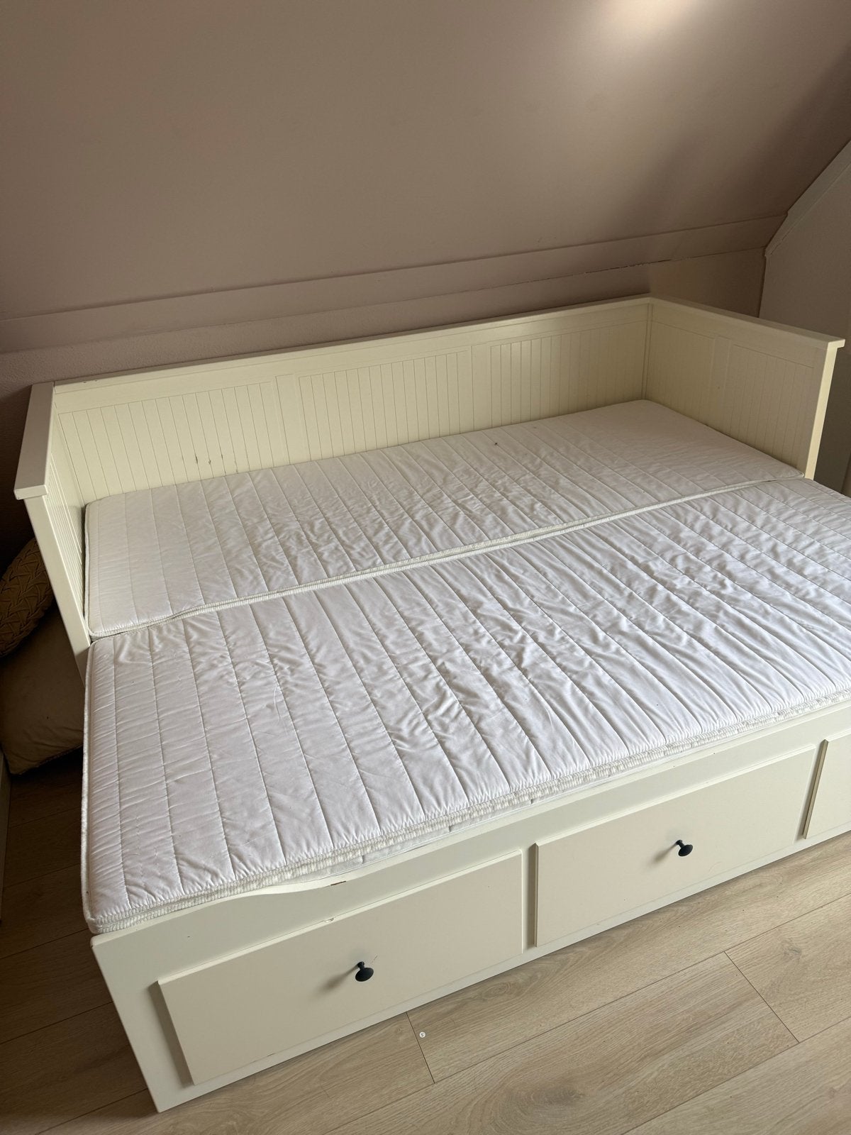 IKEA Hemnes bedbank met 3 lades en 2 matrassen, Ophalen, Wit, Tweepersoons, 200 cm