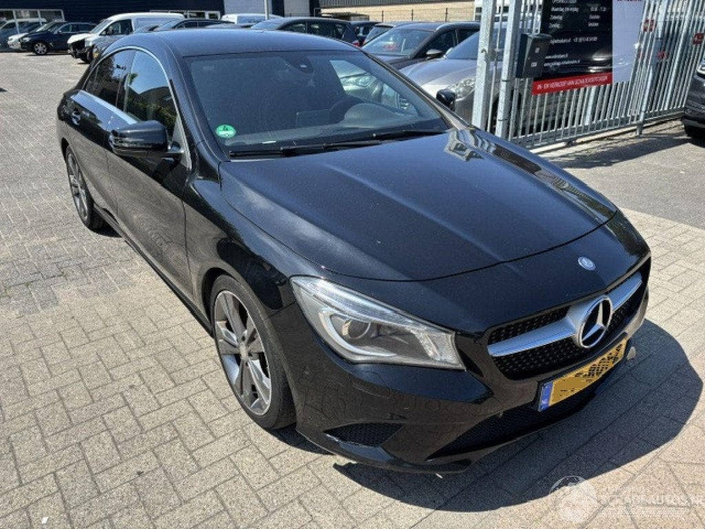 Mercedes-Benz CLA-Klasse 180 Ambition Automaat (bj 2016), Auto diversen, Automaat, Mercedes-Benz, Sedan, Benzine