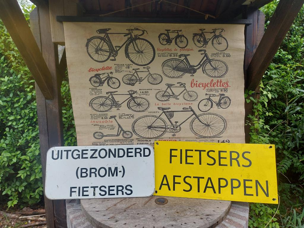 3 x fiets bordjes fietsen info borden, Ophalen