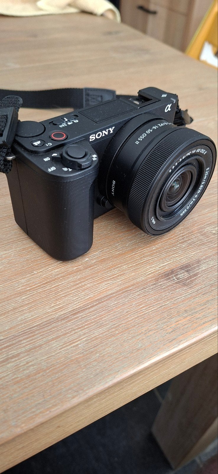 Sony ZV-E10 II Vlogcamera plus nd filter en geheugenkaart, Ophalen of Verzenden, Zo goed als nieuw, Sony