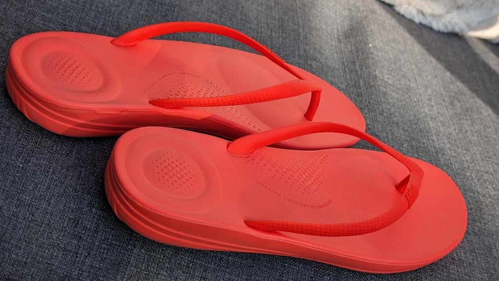 Fitflop slippers maat 38 - Knal oranje, zo goed als nieuw, Slippers, Oranje, Ophalen of Verzenden, Zo goed als nieuw