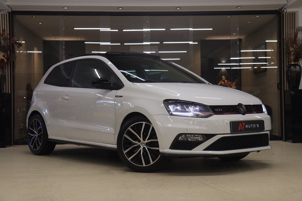 Volkswagen Polo 1.8 TSI GTI NAP /PANO/STOELVER/CARPLAY/CAM/B, Auto's, Stof, Gebruikt, Euro 6, Origineel Nederlands