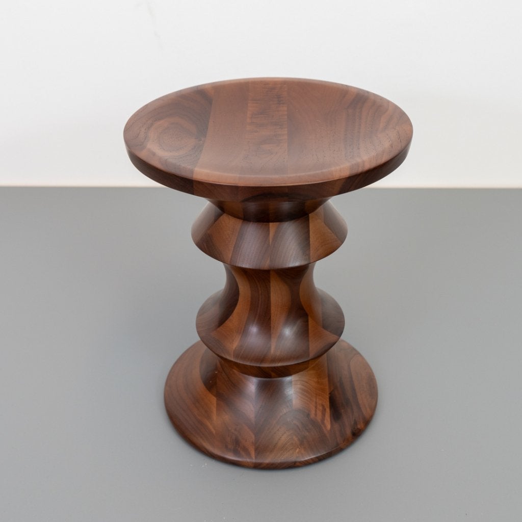 23x Vitra Eames Stool C Bijzettafel Amerikaans Noten, Niet ingevuld, Minder dan 50 cm, Niet ingevuld, Nieuw