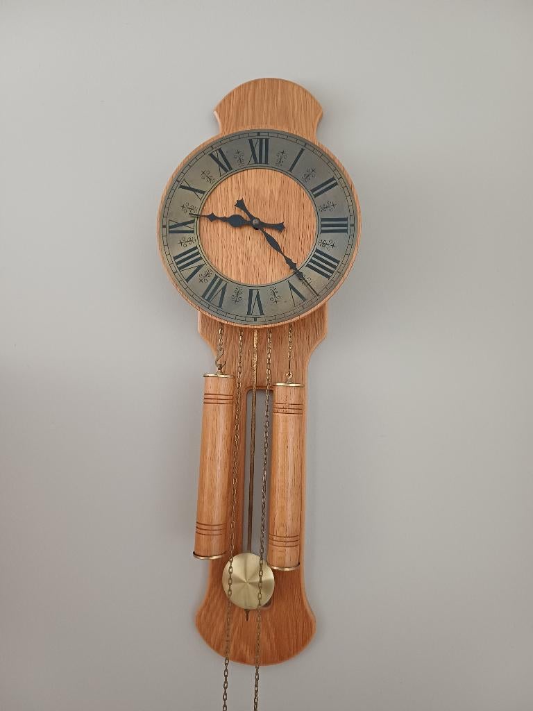 Wandklok eiken, Huis en Inrichting, Woonaccessoires | Klokken, Ophalen, Zo goed als nieuw, Analoog, Wandklok