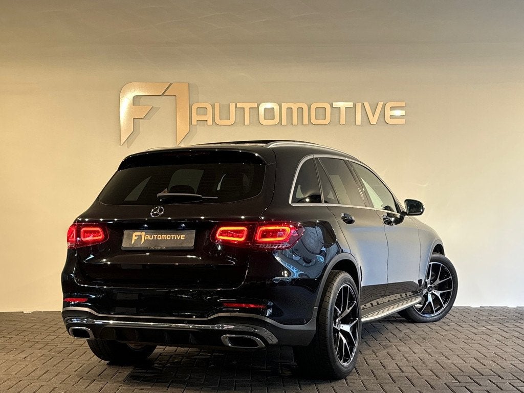 Mercedes-Benz GLC-klasse 200 4MATIC AMG Pano|Sfeer|Night Pak, Auto's, Mercedes-Benz, Automaat, Gebruikt, 2000 kg, Zwart