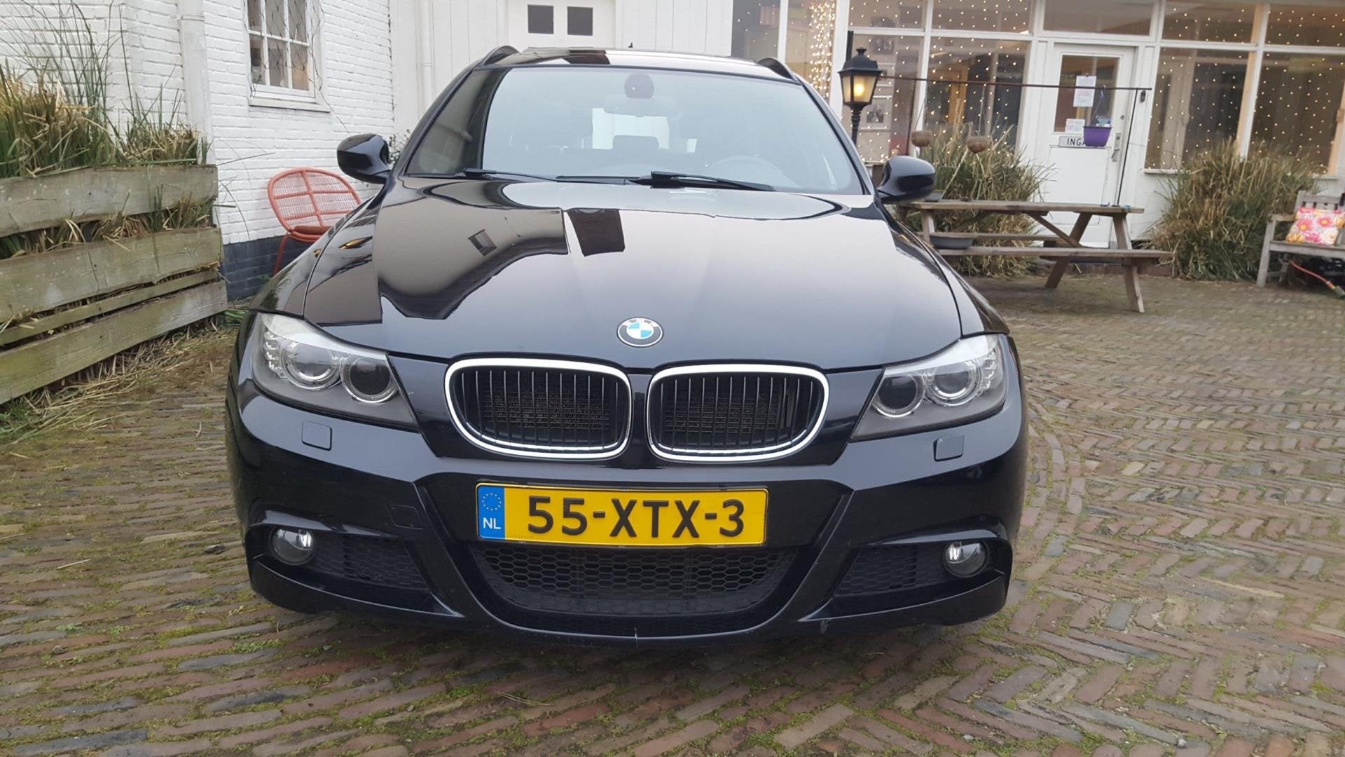 BMW 3-serie Touring 318i M Sport Edition Automaat / Dubbel E, Auto's, Automaat, Euro 5, 4 cilinders, Met garantie (alle)