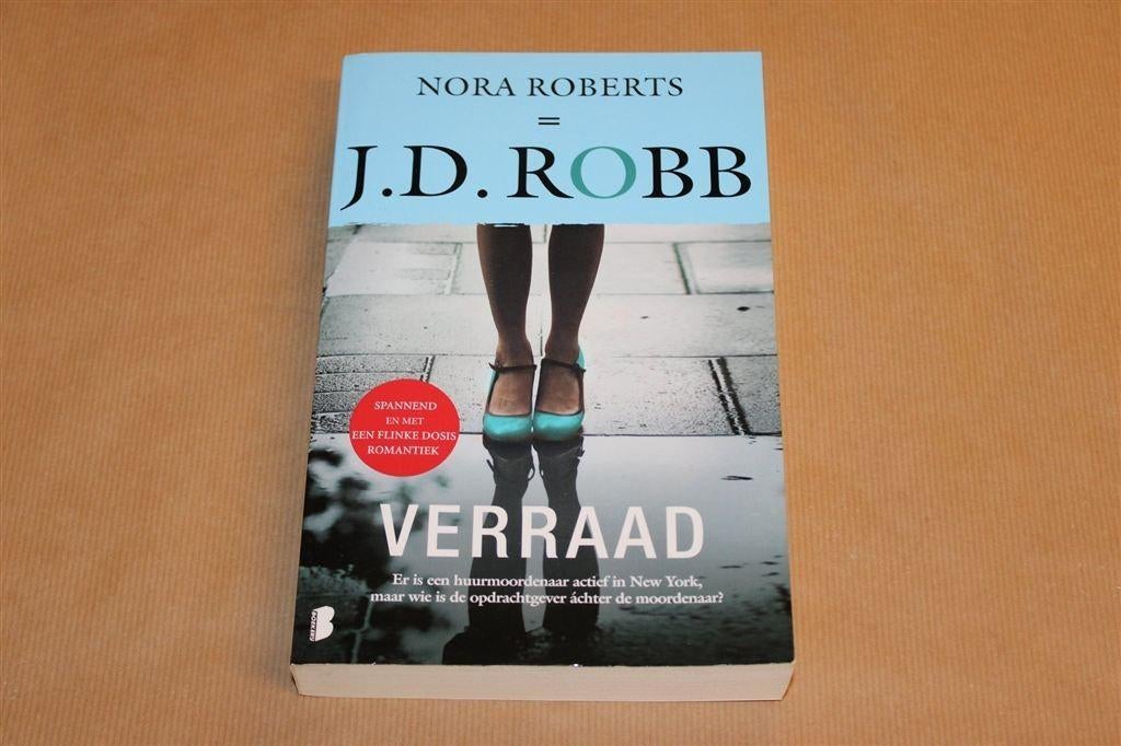Verraad — J.D. Robb [Nora Roberts, 2020], Ophalen of Verzenden, Gelezen