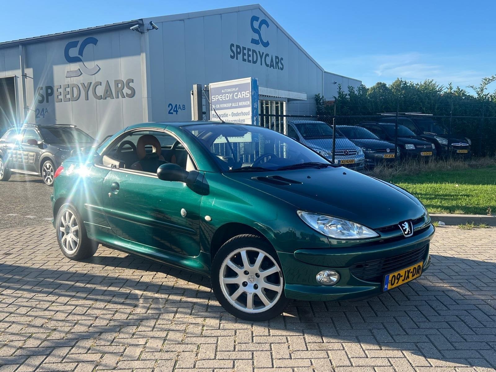 Peugeot 206 CC 2.0-16V Roland Garros Leer Clima Cruise, 136 pk, Gebruikt, 4 cilinders, Cabriolet