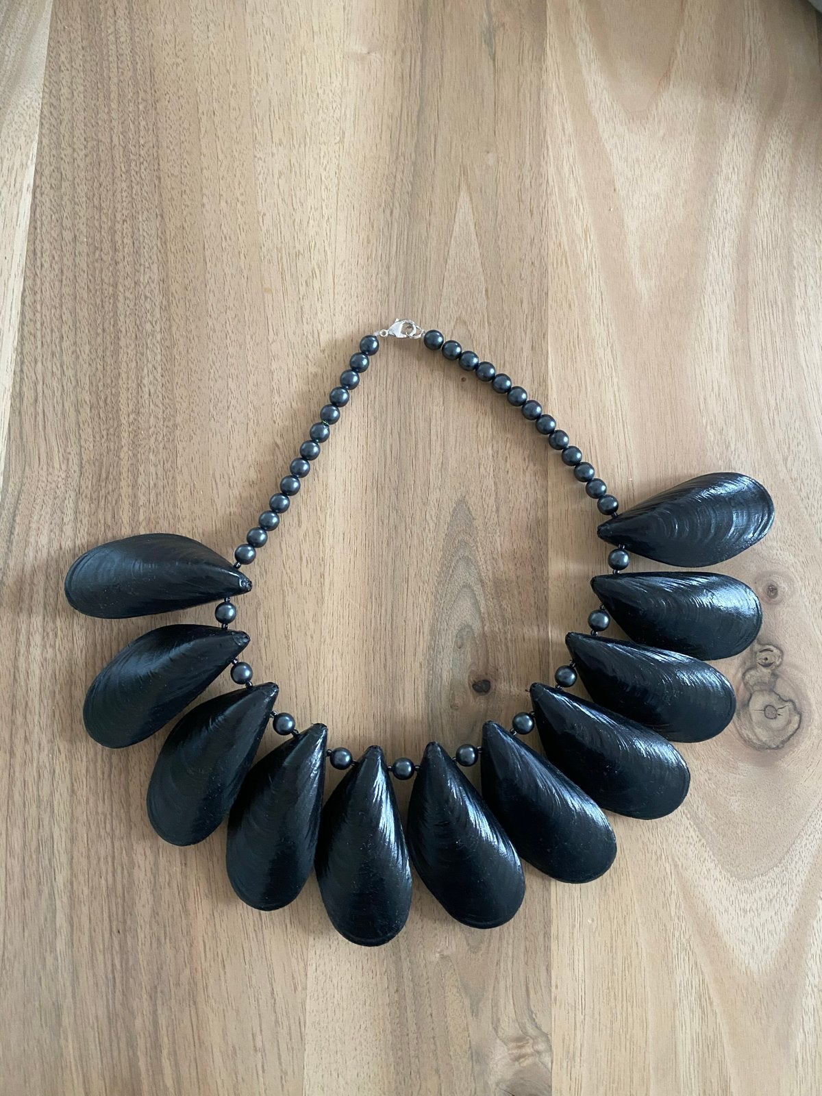 Ineke Otte mosselketting, Verzenden, Zwart, Zo goed als nieuw, Overige materialen
