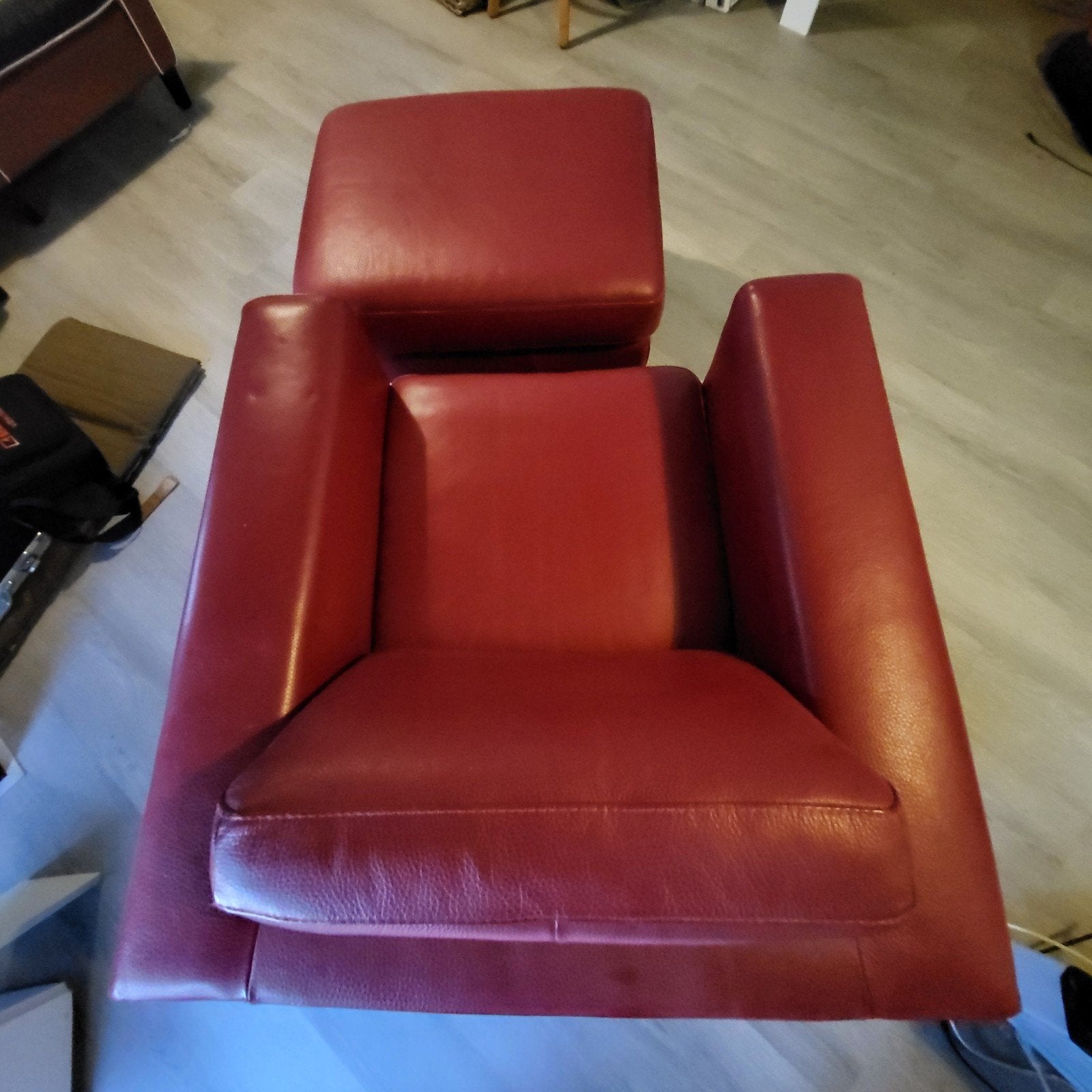 Rode Relaxfauteuil met hocker op Stalen Frame, Ophalen, Kunststof, Modern klassiek, 75 tot 100 cm