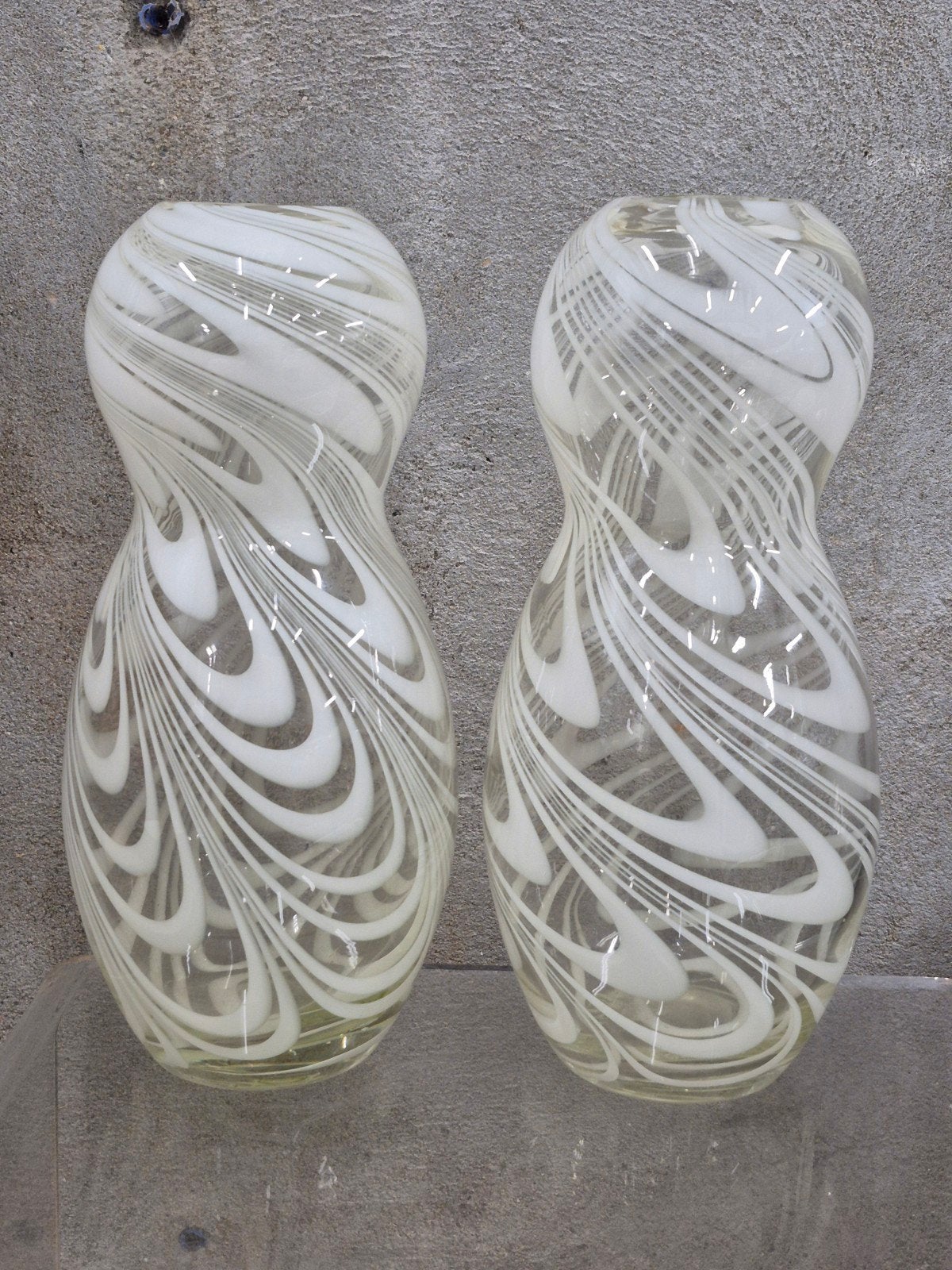 uniek paar grote mid century murano vazen nailsea stijl 33cm, Ophalen of Verzenden, Zo goed als nieuw, Glas