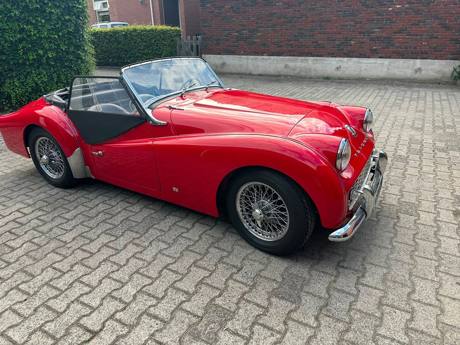 Triumph TR3 - 1959 - Rood - Oldtimer, Auto's, Bedrijf, Geïmporteerd, Rood, 960 kg