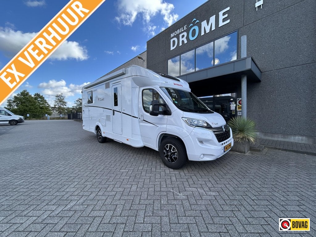 Ruime moderne Dethleffs Just 7052DBM met Queensbed, Tot en met 2, Bedrijf, Koelkast, Dethleffs
